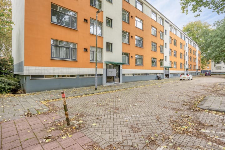 Photo 22 of Blaauwstraat 92