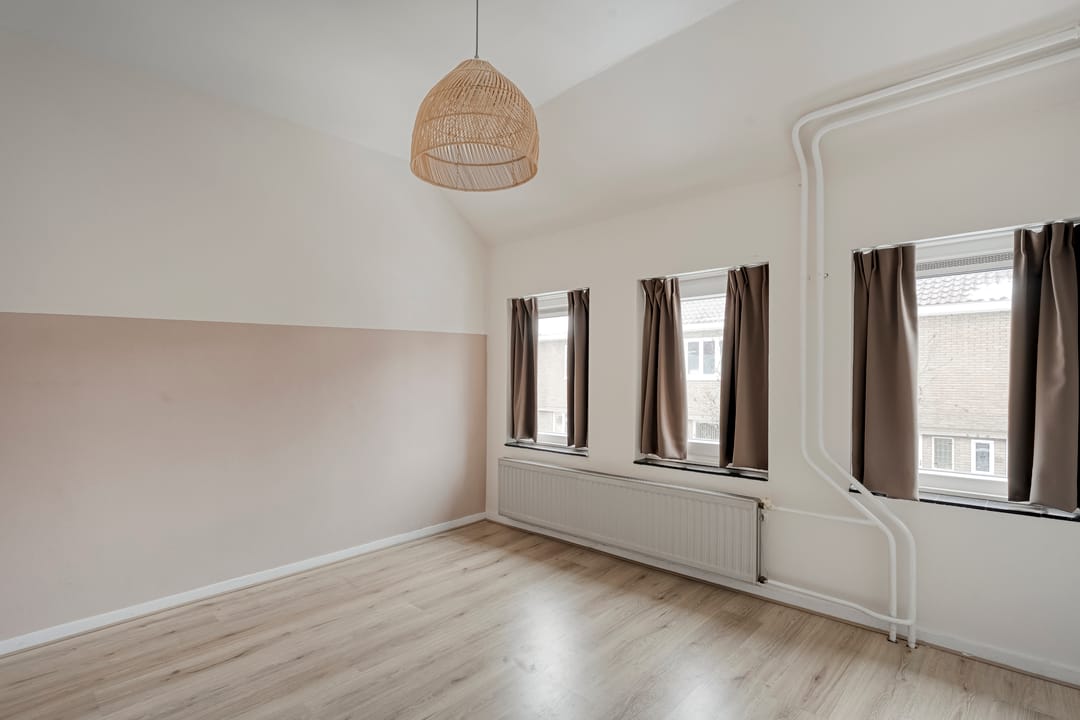 Foto 16 van Zonnebloemstraat 5