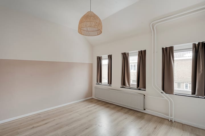 Foto 16 van Zonnebloemstraat 5