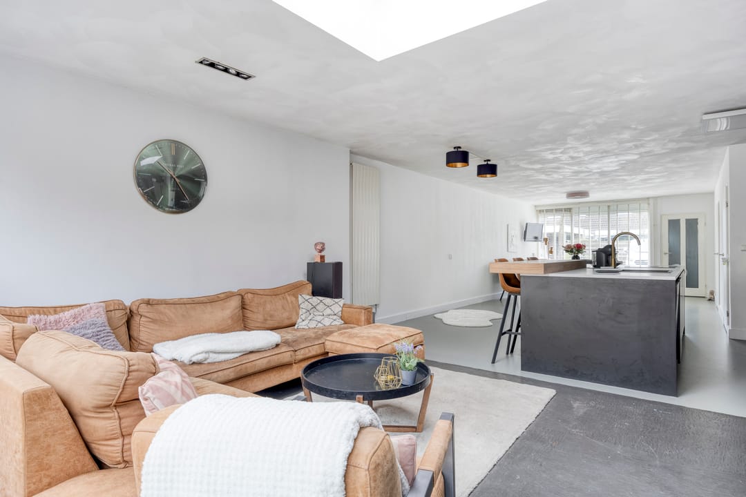 Photo 8 of Barendrechtstraat 34