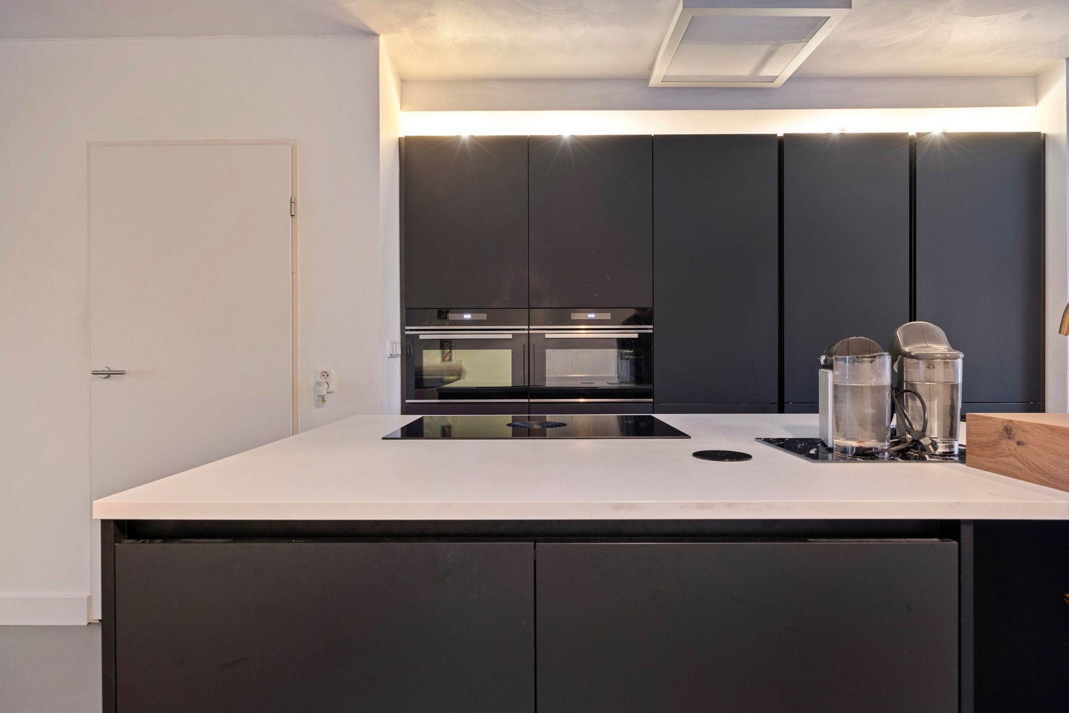 Photo 9 of Barendrechtstraat 34