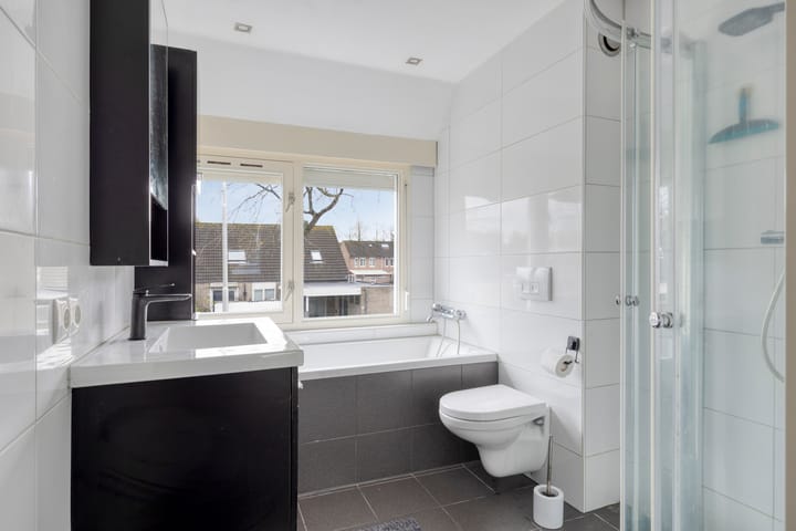 Foto 16 van Barendrechtstraat 34