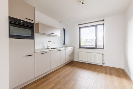 Linie 33 tertiary image