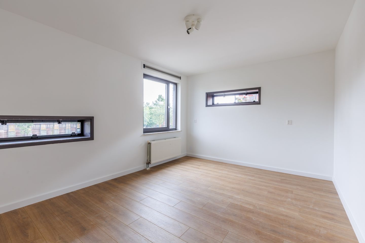 Foto 10 van Linie 33