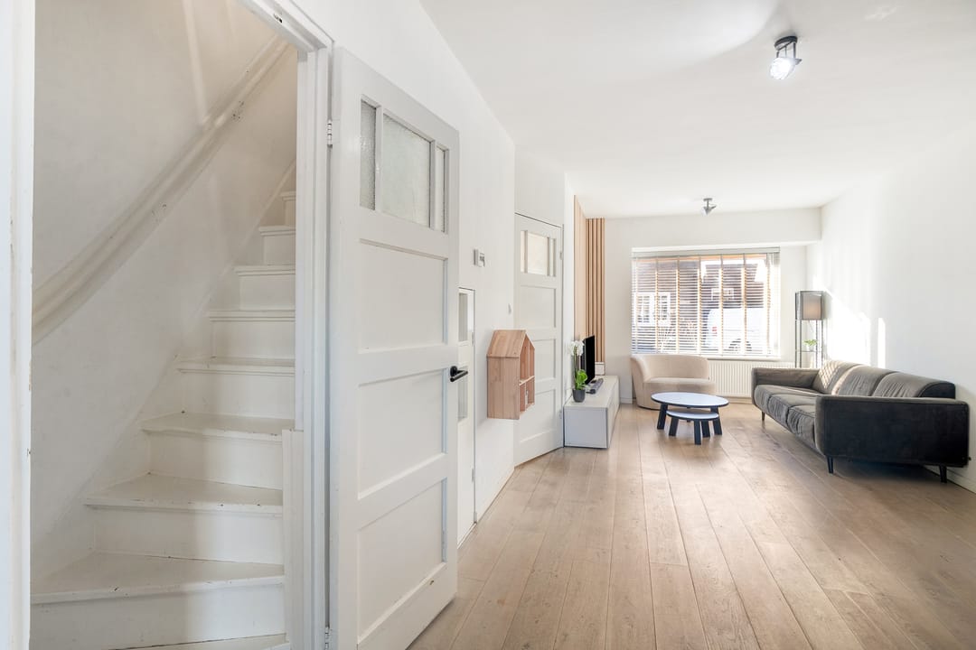 Photo 11 of Vermeerstraat 34