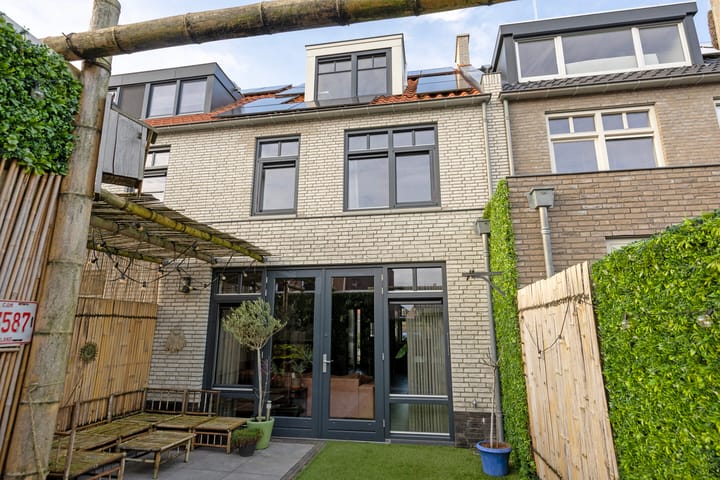 Foto 32 van Kattenstaart 18