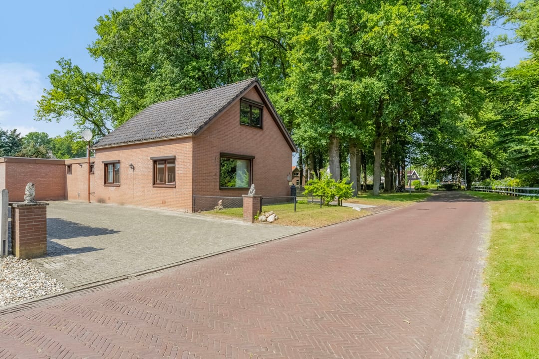 Photo 43 of Oude Zuidbargerstraat 2
