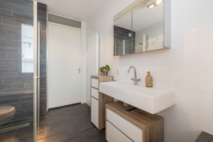 Foto 23 van Schalmstraat 8-B