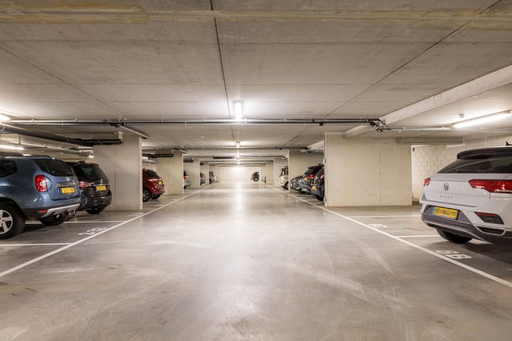 Foto 31 van Schalmstraat 8-B