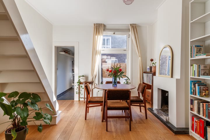 Photo 5 of Dirkje Mariastraat 28