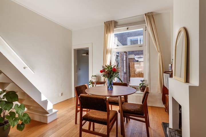 Photo 6 of Dirkje Mariastraat 28