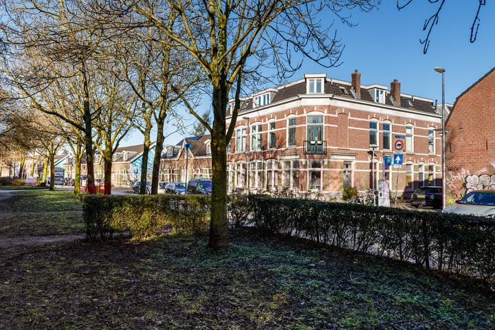 Photo 19 of Dirkje Mariastraat 28