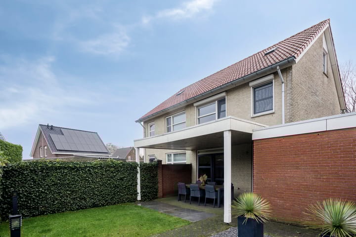 Foto 26 van Heldens van de Mortellaan 8