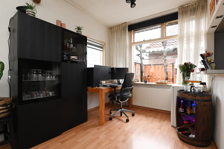 Photo 9 of Constantijn Huygensstraat 39