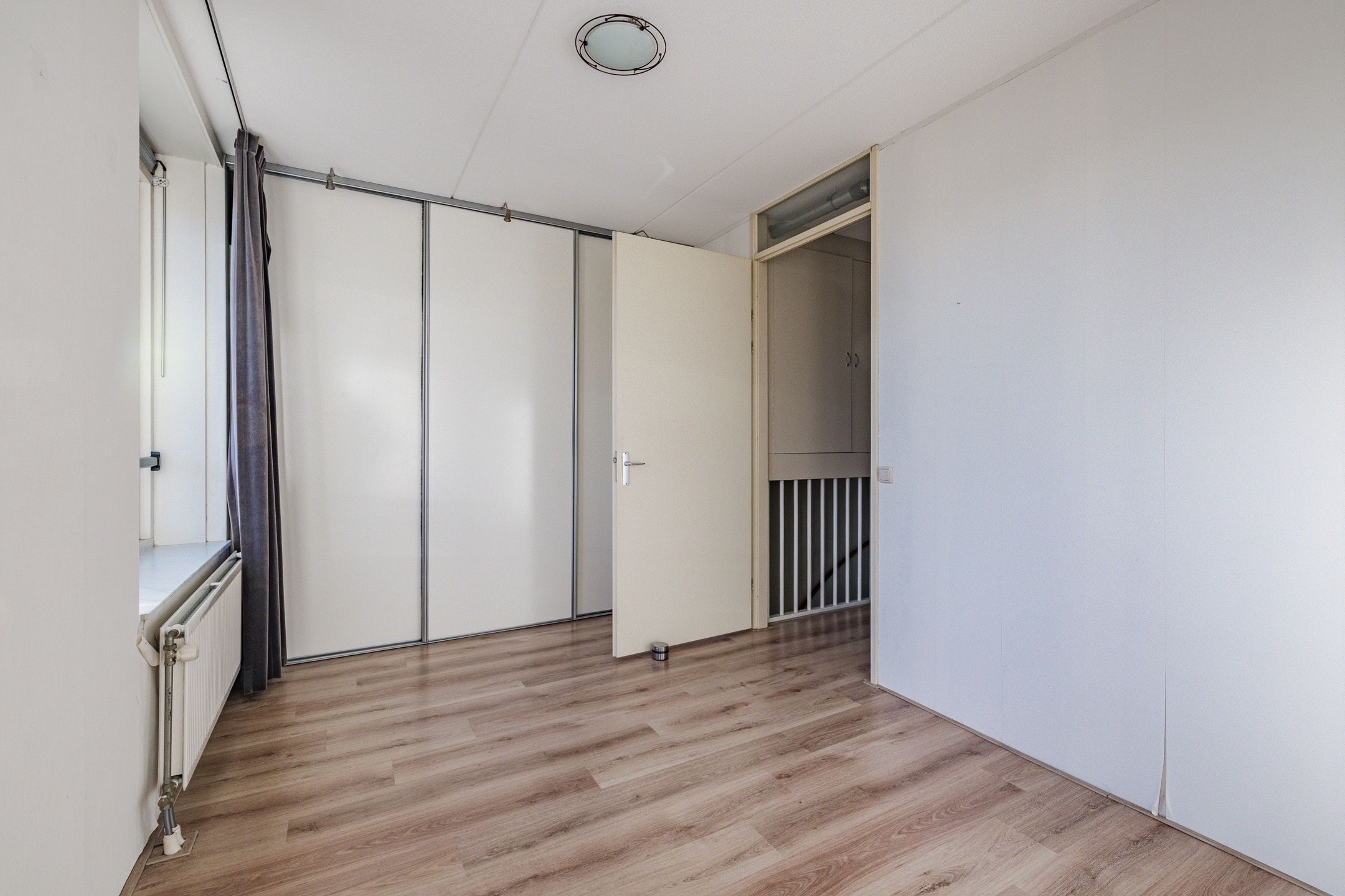 Foto 30 van Keizersmantel 60