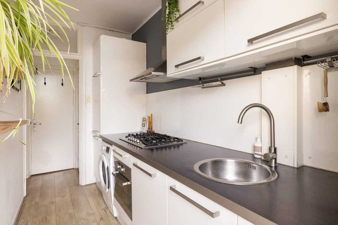 Foto 8 van Tweede Van der Helststraat 6-2