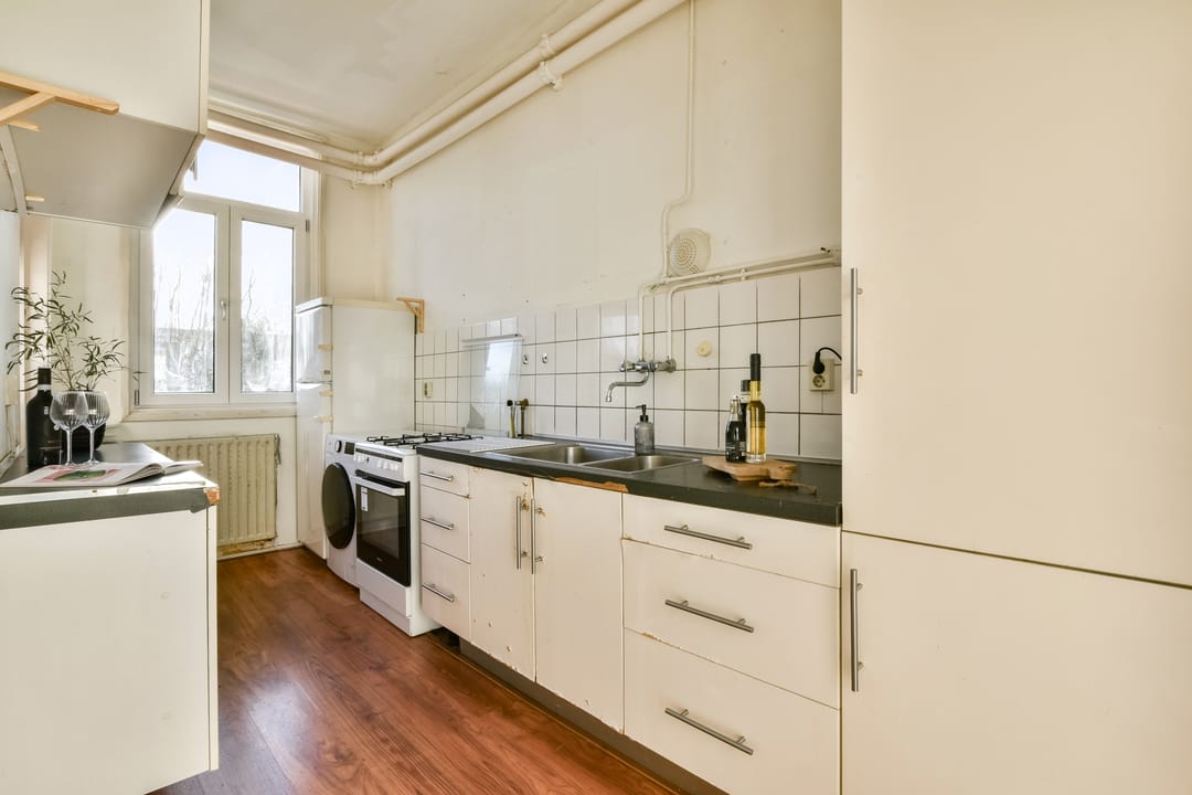 Photo 13 of Vrolikstraat 52-2