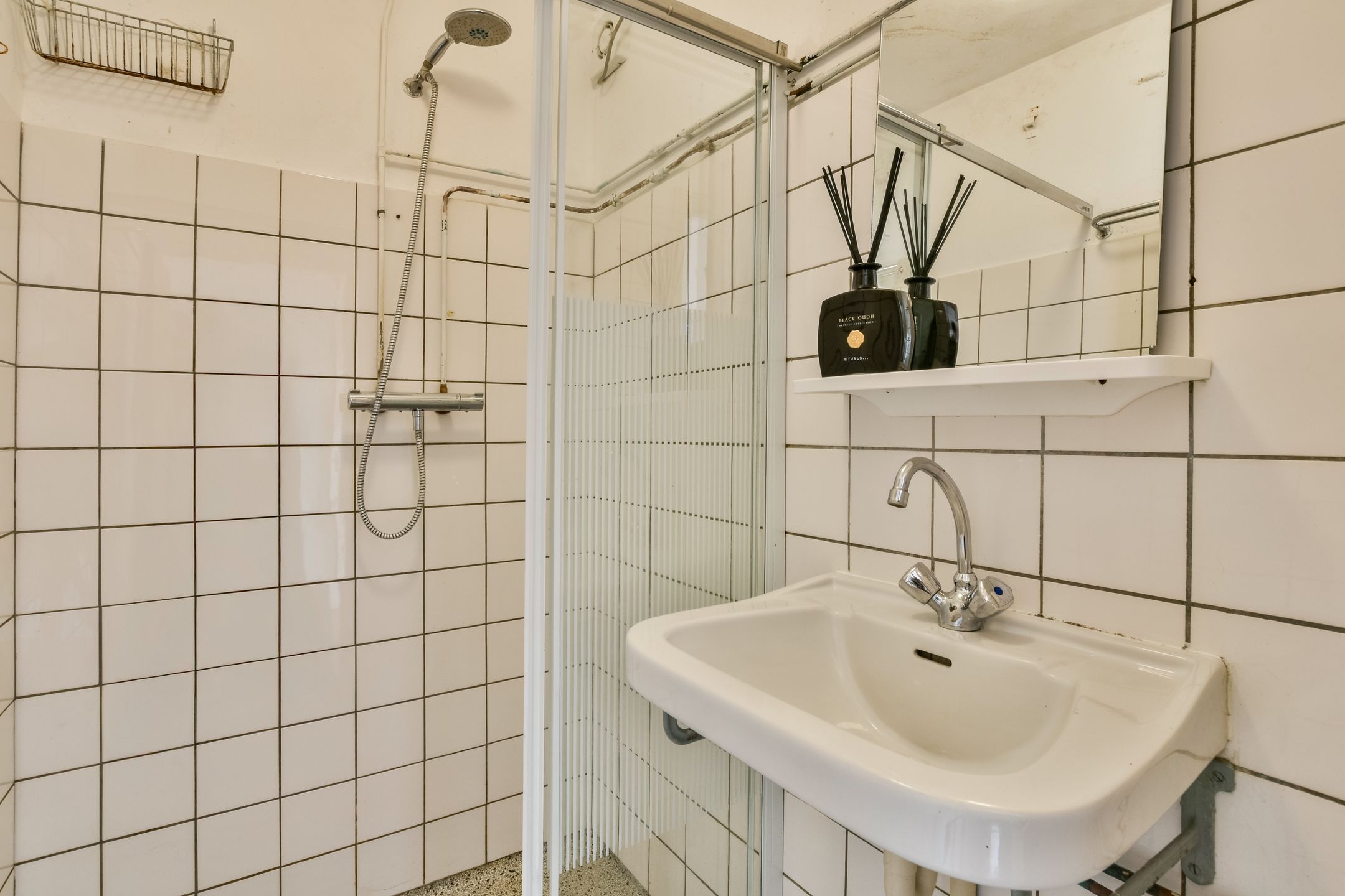 Photo 15 of Vrolikstraat 52-2