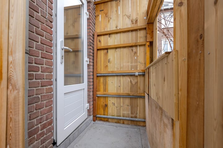 Foto 17 van Meester Arendstraat 51-A