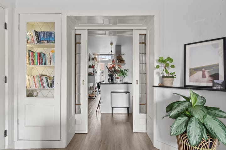 Foto 20 van Paramaribostraat 11