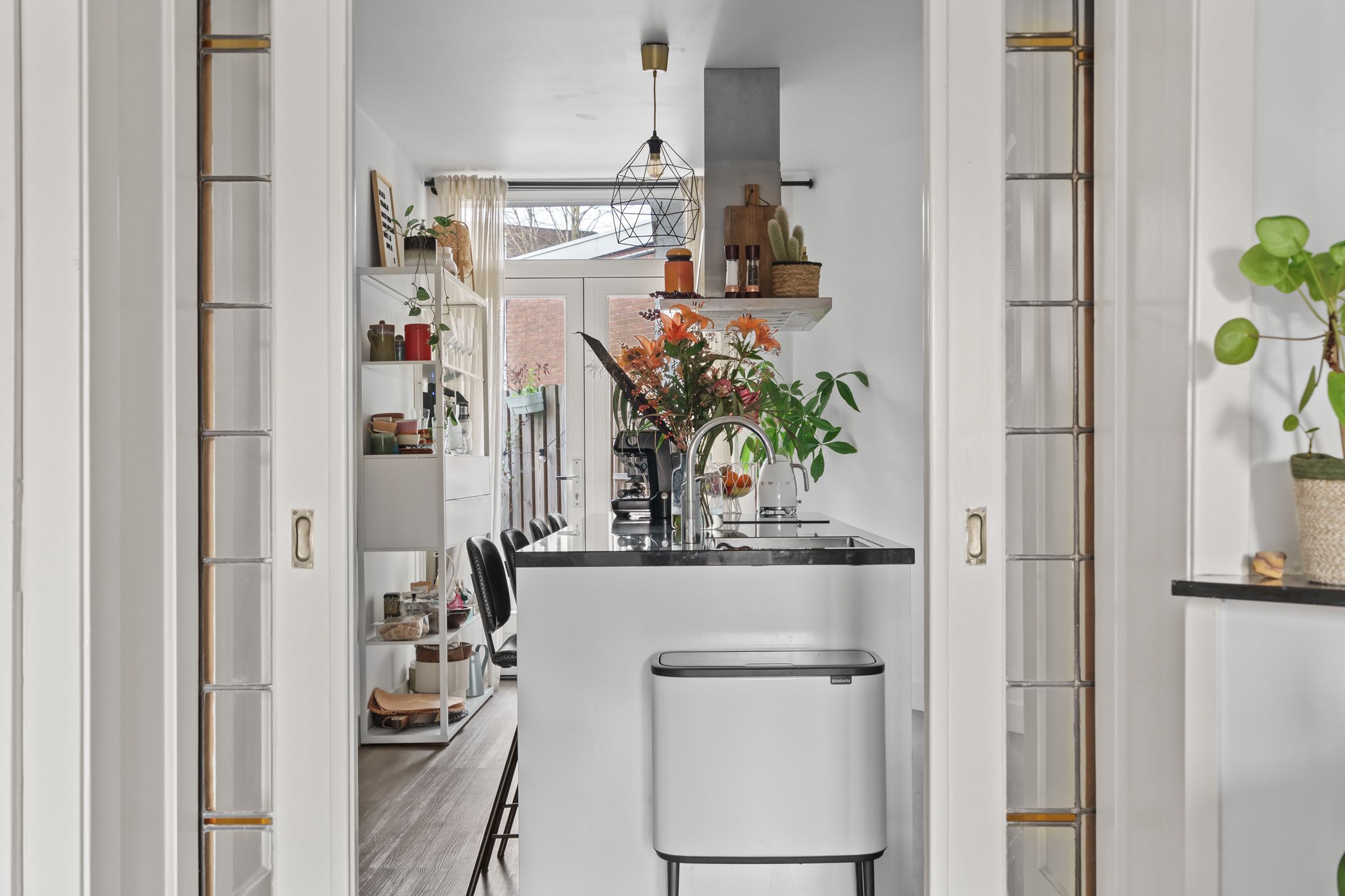 Photo 21 of Paramaribostraat 11