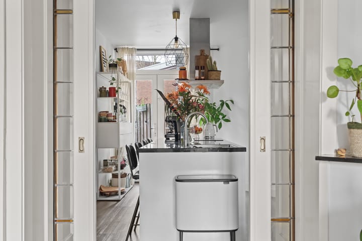 Foto 21 van Paramaribostraat 11