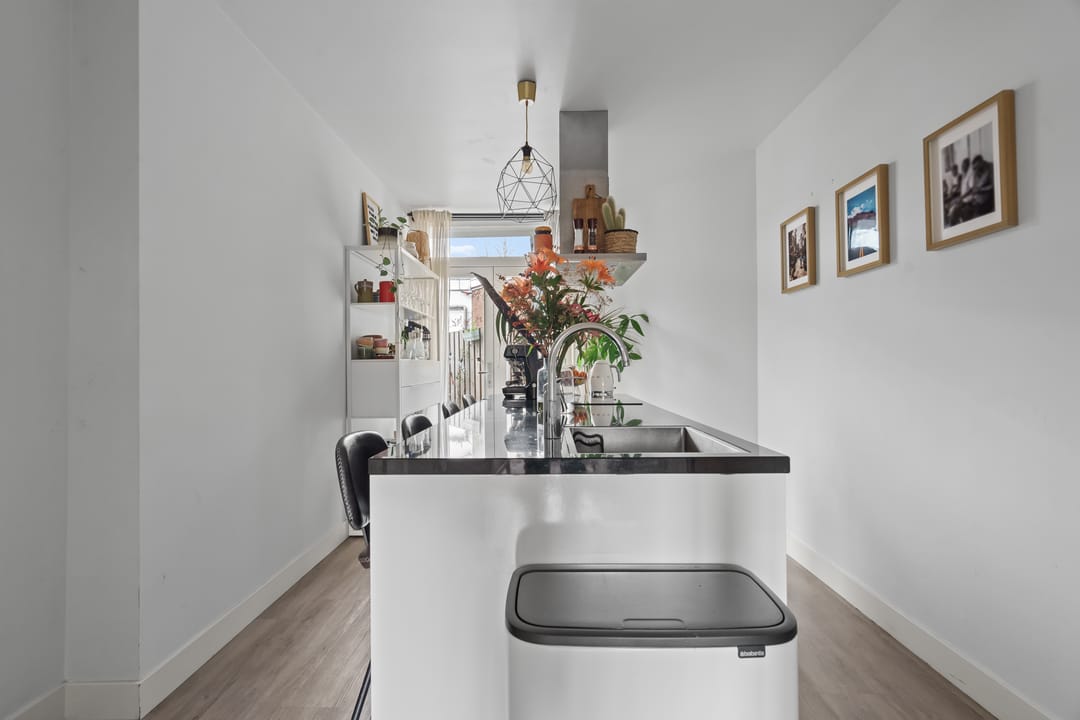 Photo 23 of Paramaribostraat 11