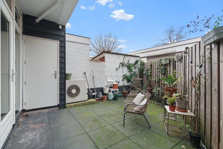 Foto 29 van Paramaribostraat 11