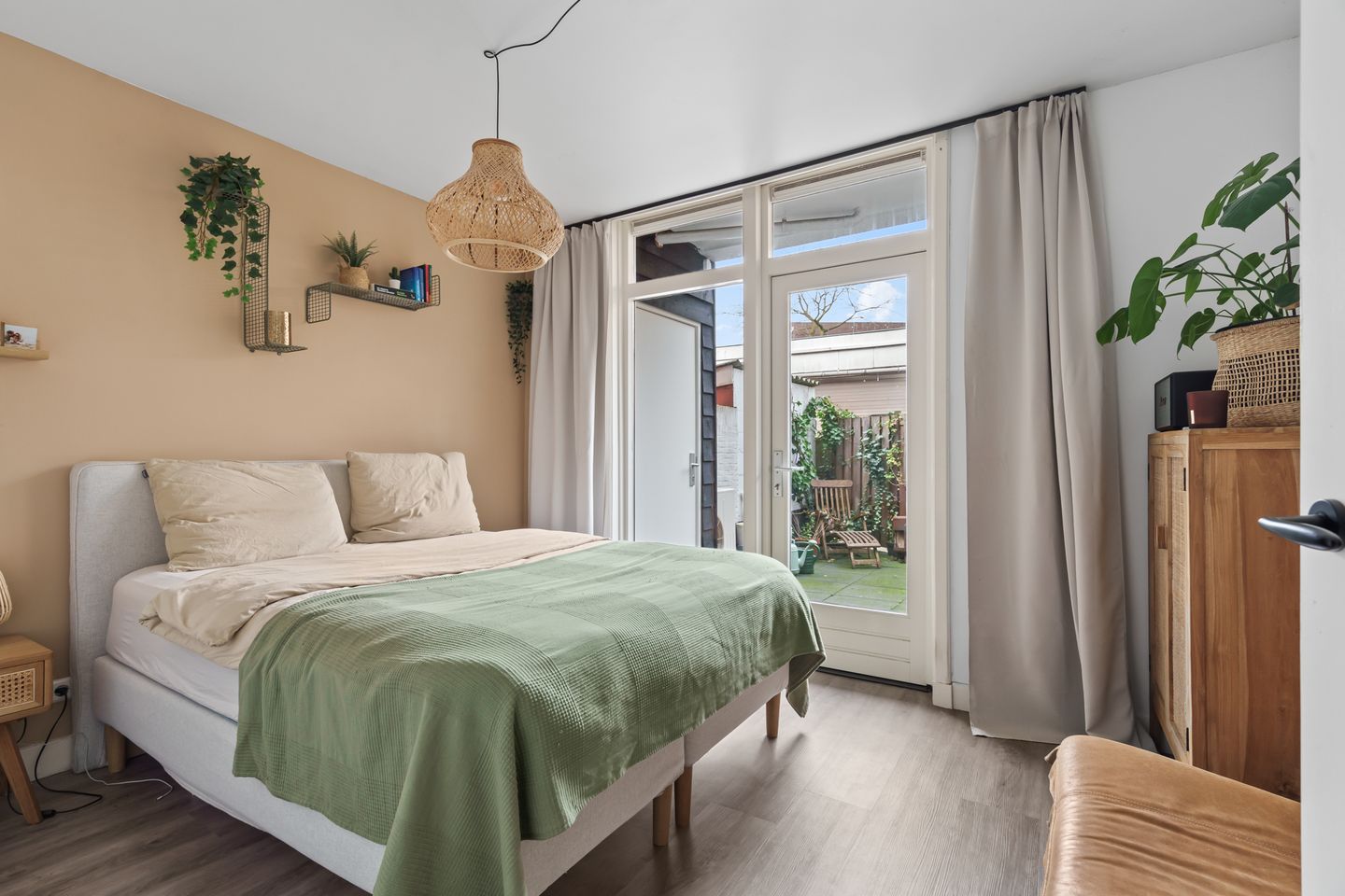 Photo 35 of Paramaribostraat 11