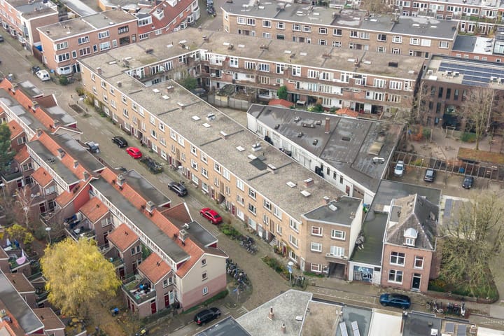 Foto 48 van Paramaribostraat 11