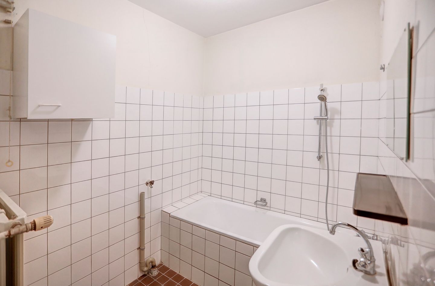 Photo 4 of Malvert 6939