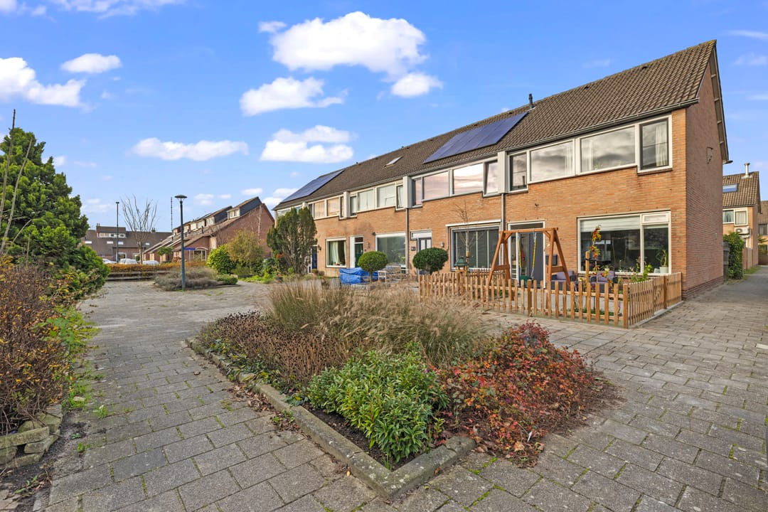 Foto 8 van Juliana van Stolberglaan 23