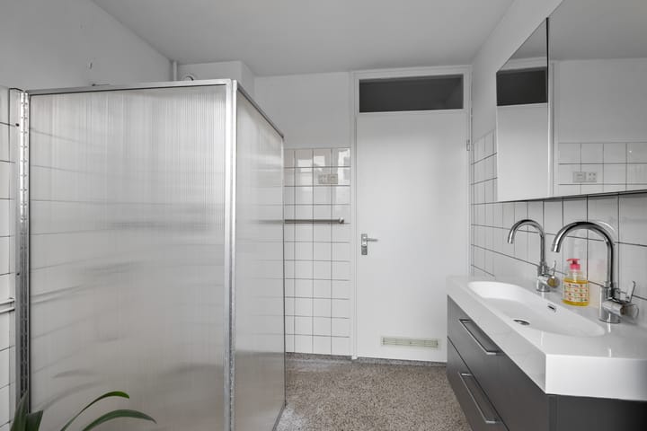 Photo 37 of Juliana van Stolberglaan 23