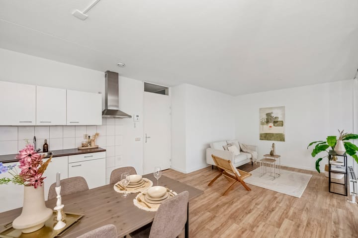 Foto 9 van Baltimoreplein 67