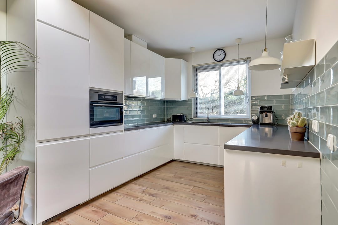 Photo 16 of Goedroenstraat 38