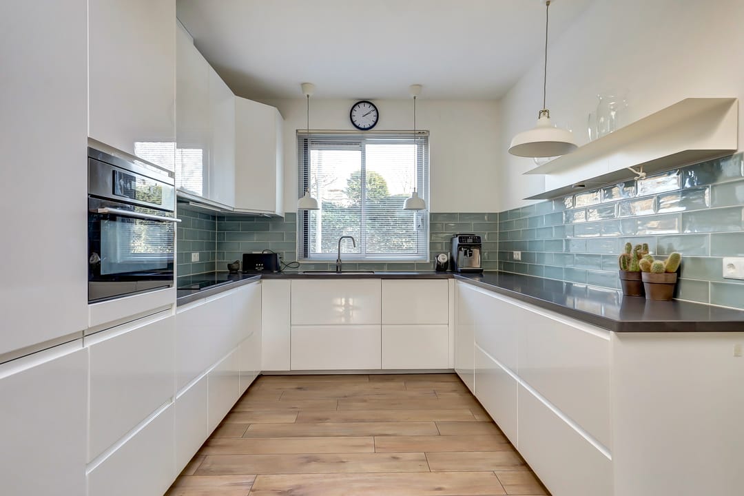 Photo 17 of Goedroenstraat 38