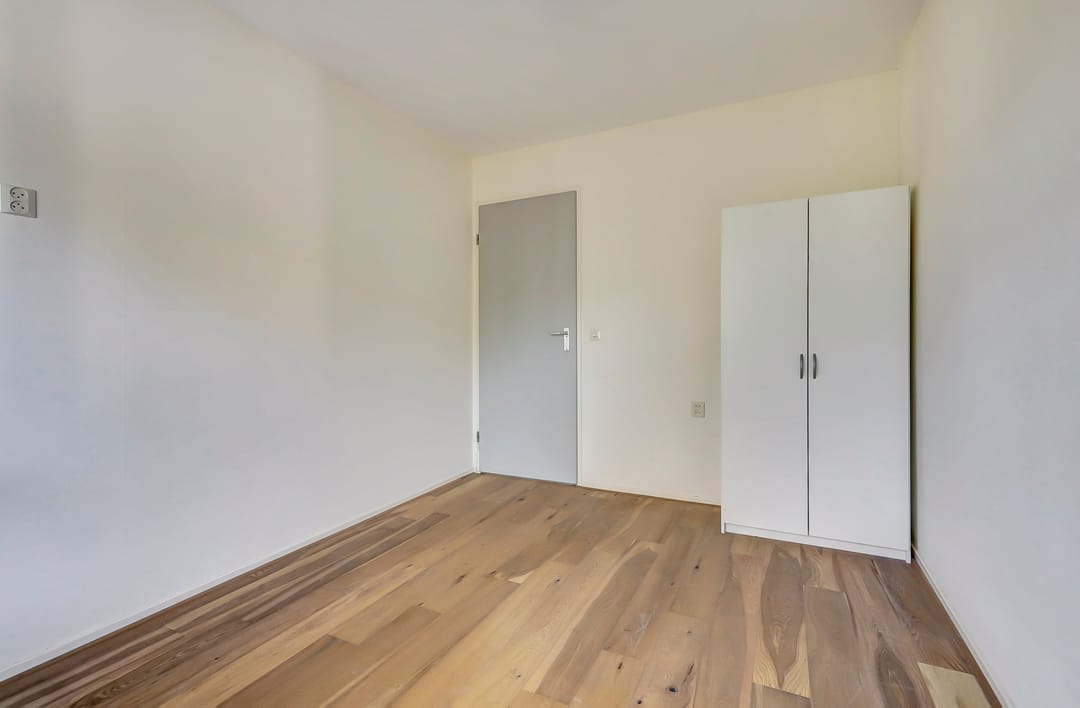 Photo 26 of Goedroenstraat 38