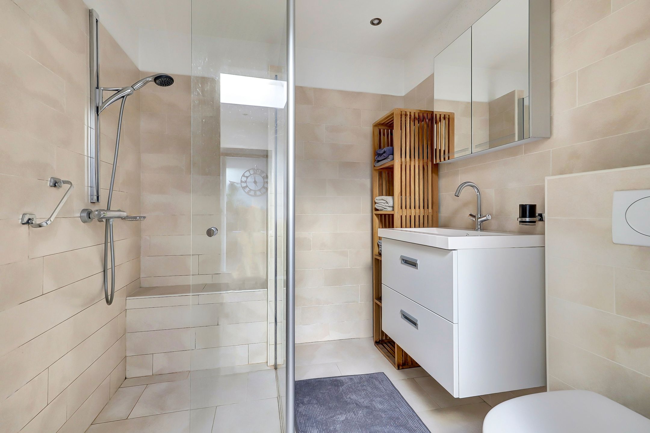 Photo 27 of Goedroenstraat 38