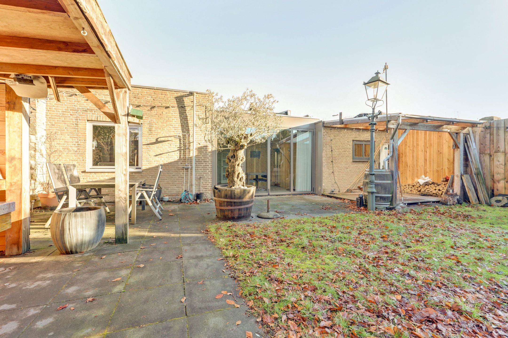 Photo 36 of Goedroenstraat 38