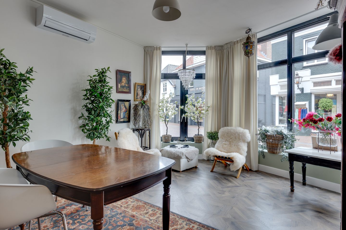 View photo 4 of Muraltplein 4