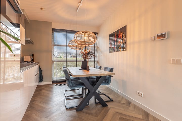 Foto 12 van Centuriostraat 10