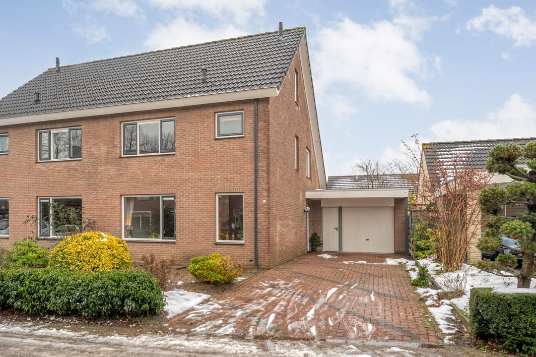 Photo 1 of Van Laakstraat 12