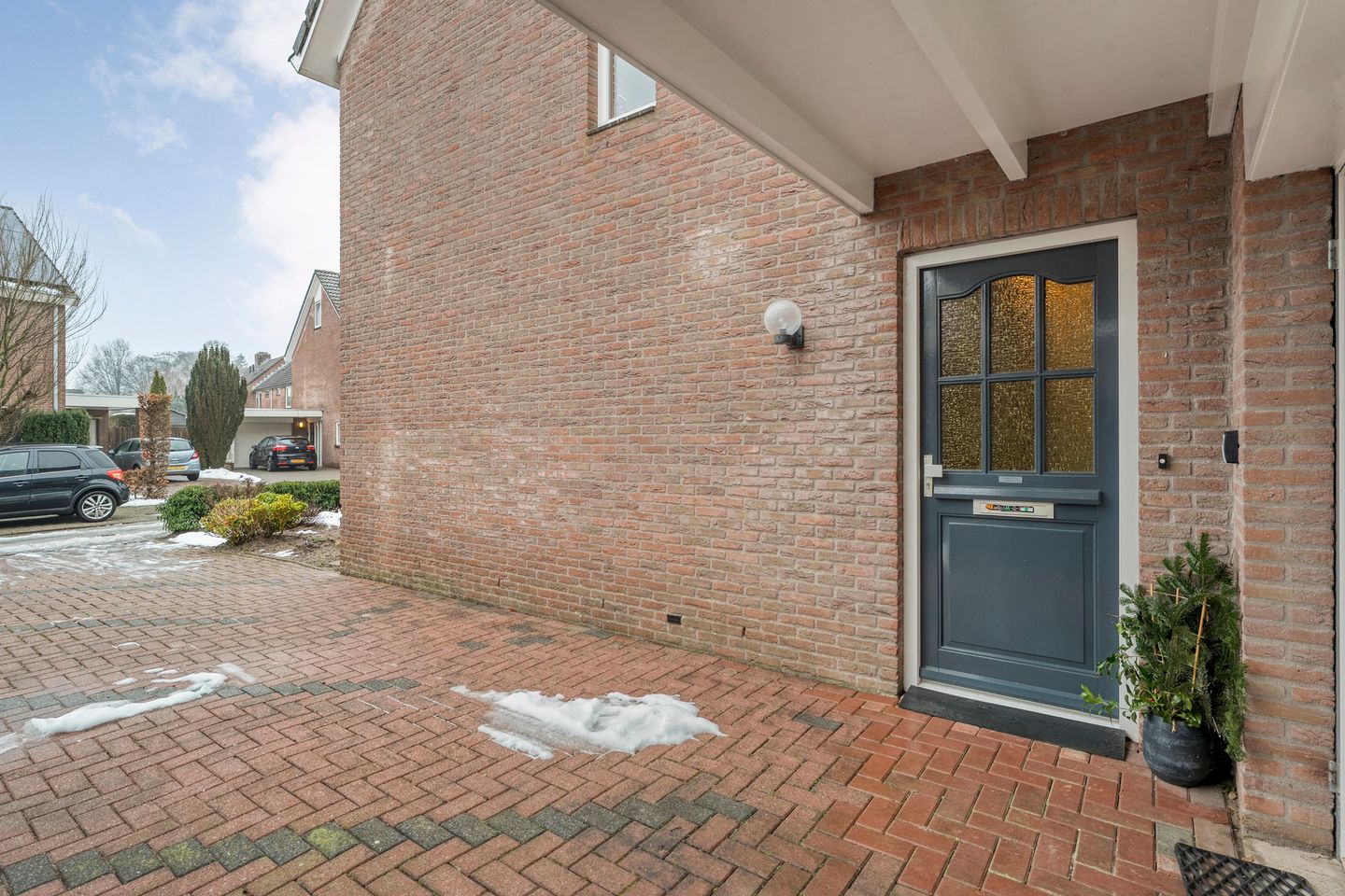 Photo 5 of Van Laakstraat 12