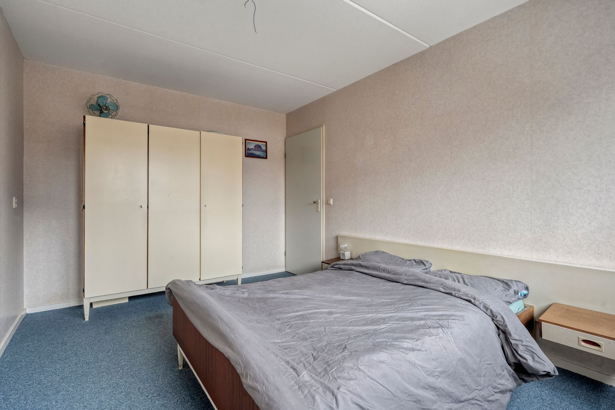 Photo 21 of Van Laakstraat 12