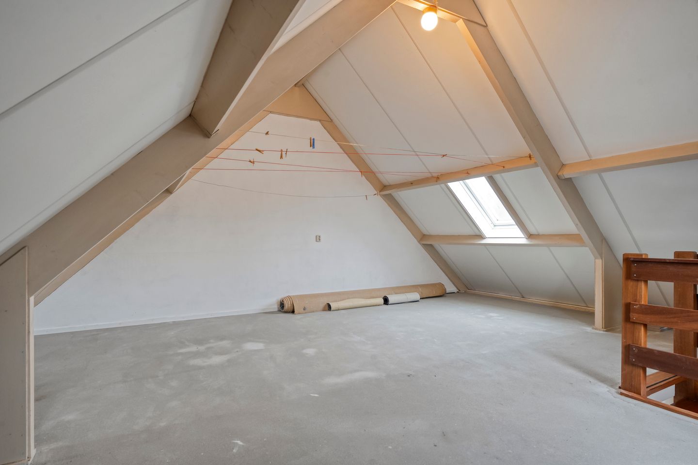 Photo 29 of Van Laakstraat 12