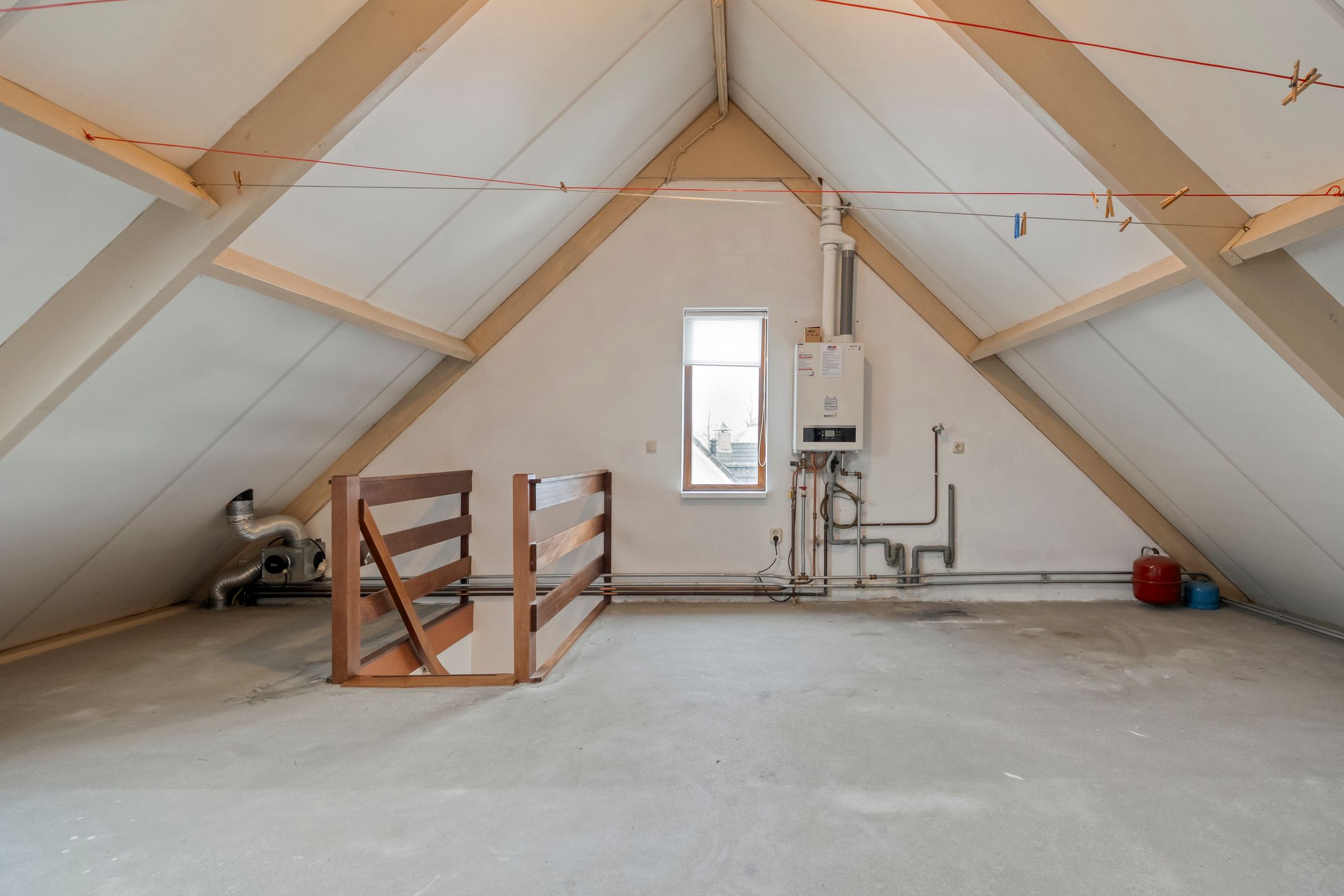 Photo 30 of Van Laakstraat 12