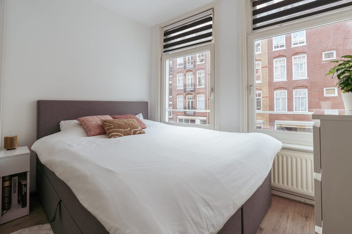 Foto 11 van Balthasar Floriszstraat 12-1