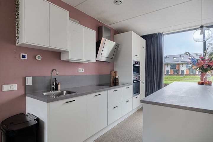 Foto 16 van Van der Goes van Naterspad 29