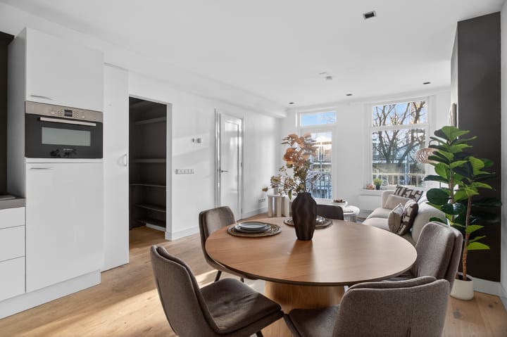 Foto 7 van Van Ostadestraat 13-2A