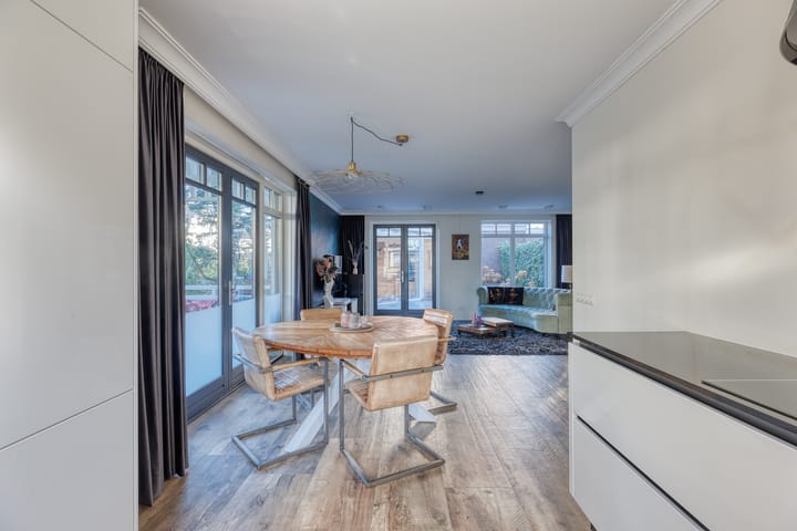 Foto 13 van Markgraaflaan 184